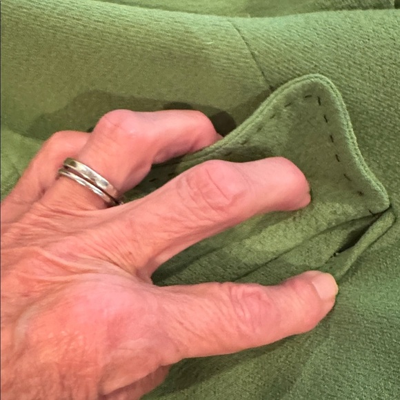 Margaret Frances 🔥sale🔥green coat with beautiful rhinestone buttons - Picture 10 of 10